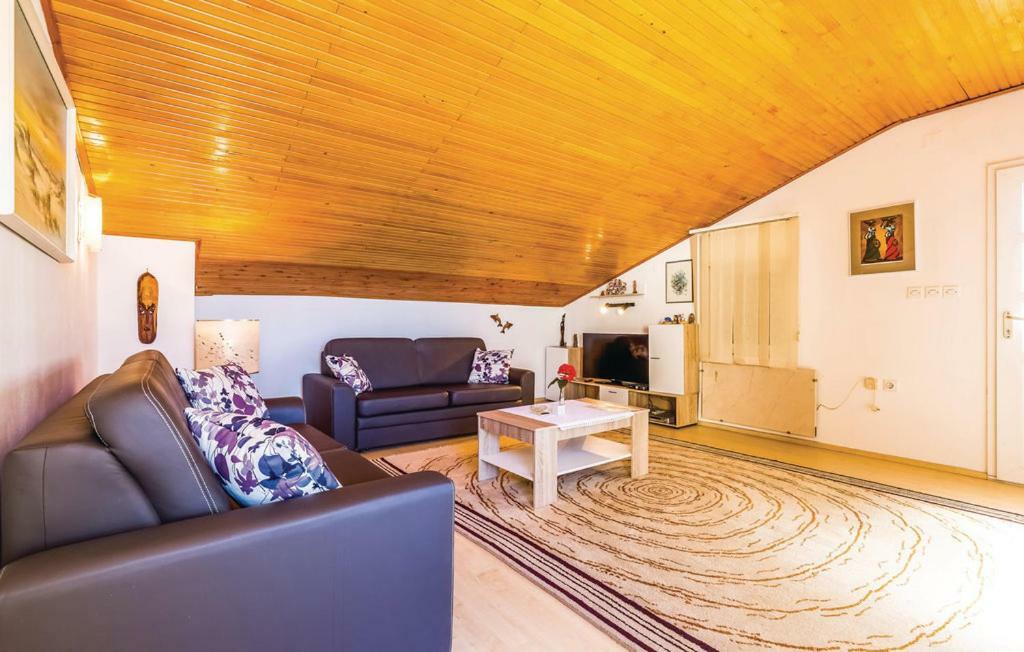 Apartments Karla Цриквениця Екстер'єр фото