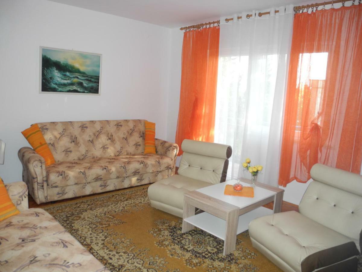 Apartments Karla Цриквениця Екстер'єр фото